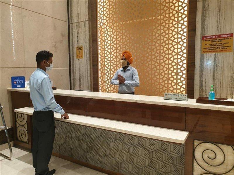 Rāipur Hotel Punjab Palace מראה חיצוני תמונה